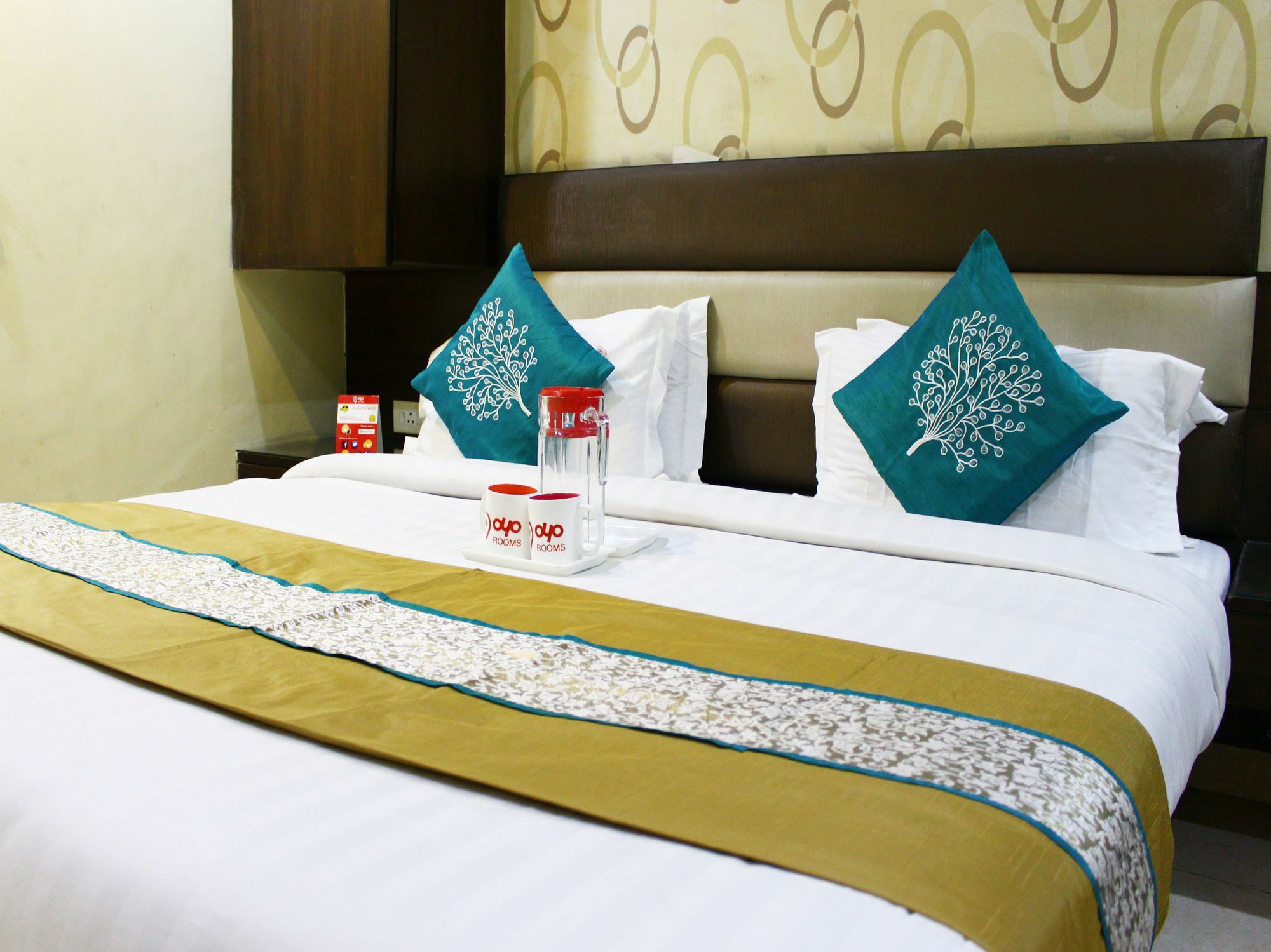 Hotel Crown Royale Dehradun Exterior foto